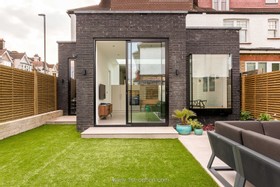 Eatonville - family home modern extension renovation 1930s house minimalistic european - thumbnail