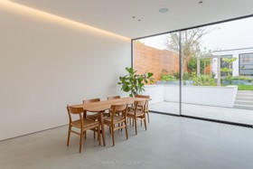 Flos - Modern family home minimalistic london driveway extension concrete flooring parquet flooring multiple lounge areas - thumbnail